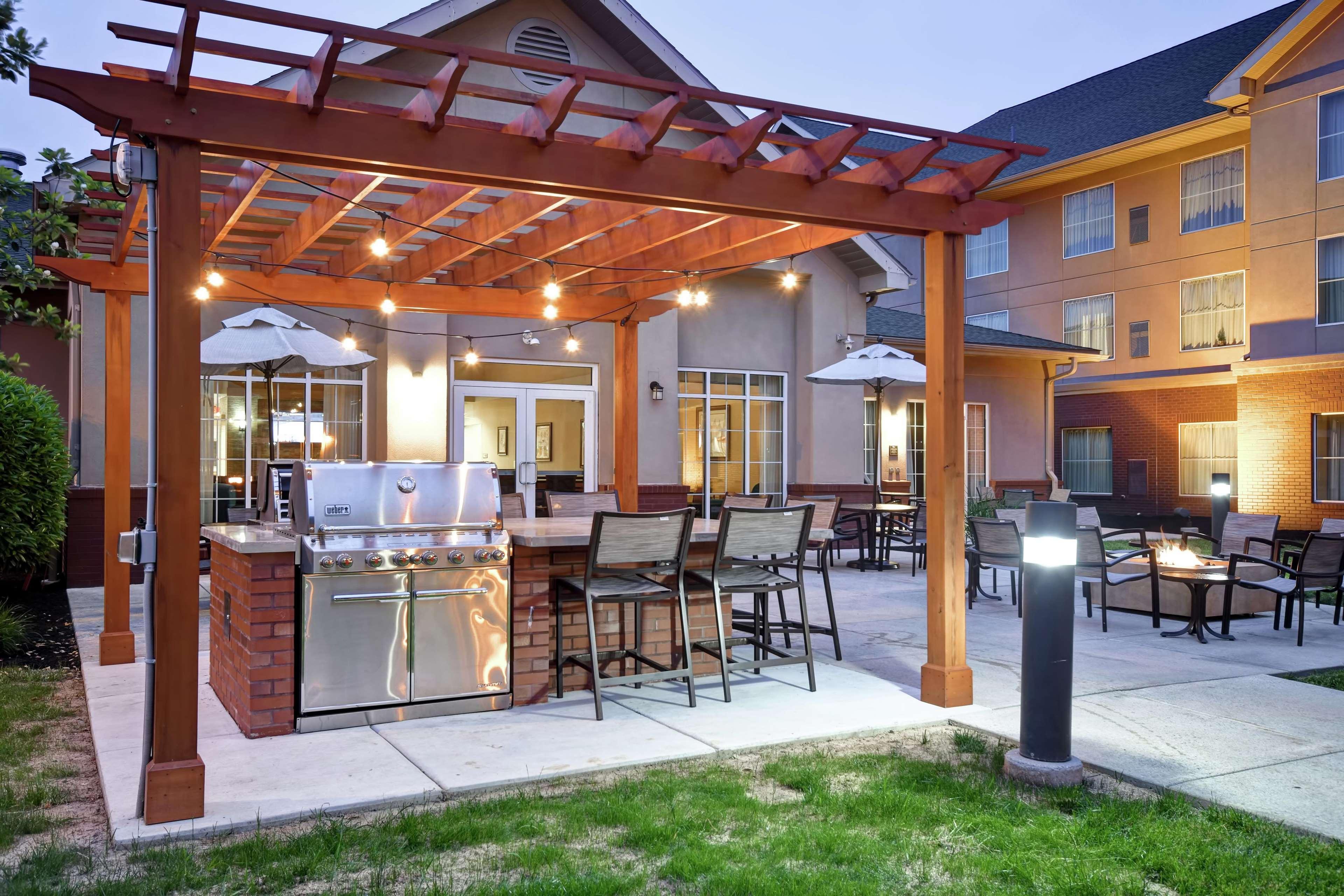 Homewood Suites By Hilton Lancaster Rohrerstown Exterior foto