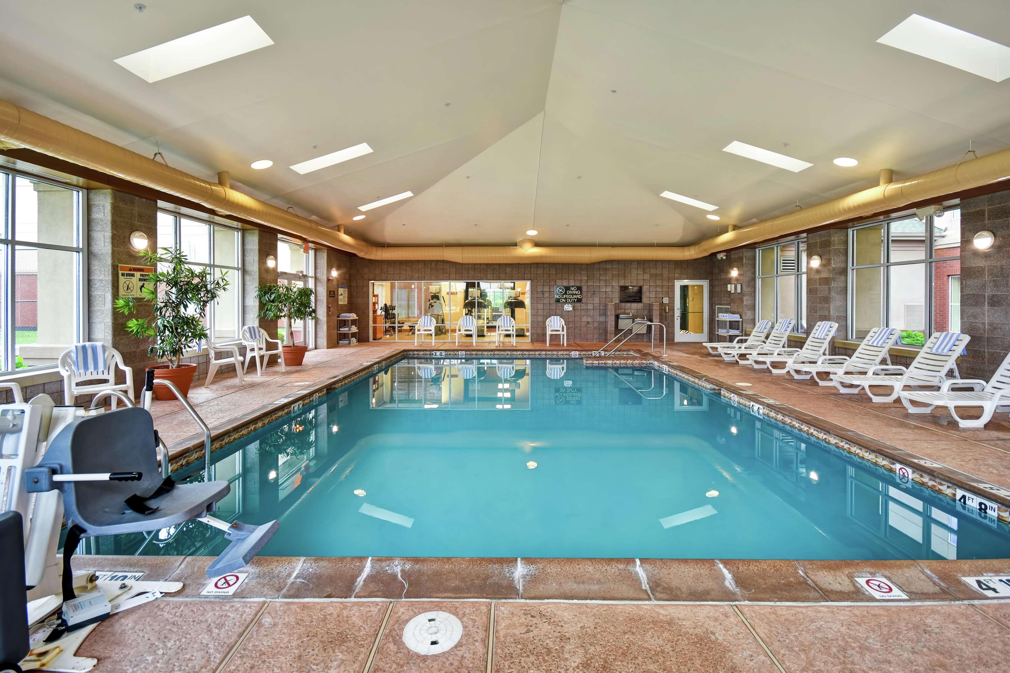 Homewood Suites By Hilton Lancaster Rohrerstown Exterior foto